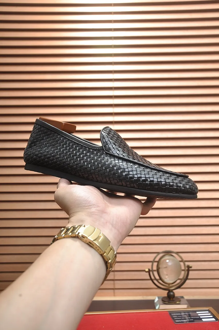 Men's shoes 💰600💶 [Botteg Venetta (BV)] (wallet shoes) exclusive new model official website new model The upper is made of high-quality top calfskin. Delicate feel and flowing luxurious texture. Tailored for refined men to create a noble aura. Detailed and regular Mark hand-stitching. Smooth lines. Full cowhide lining, comfortable to wash off sweat. 38-44